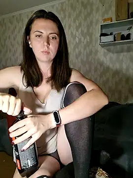 Melenka online show from 09.23.25