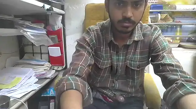 cute modell online show from 02.06.25