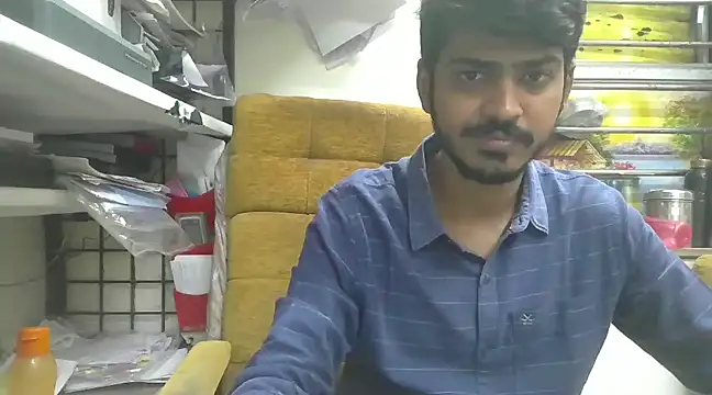 cute modell online show from 02.12.25