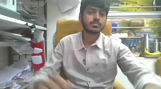 cute modell online show from 02.19.25