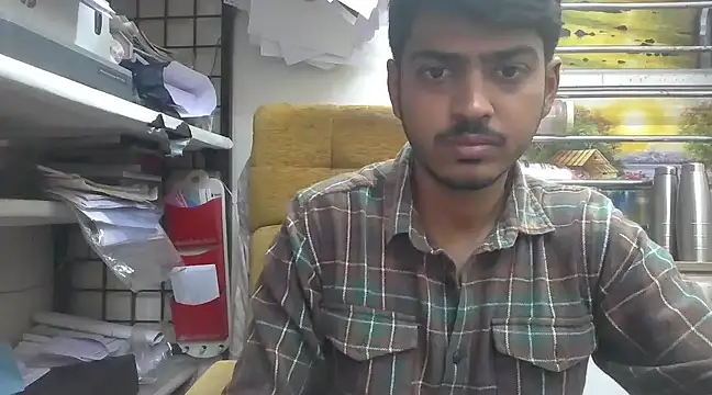 cute modell online show from 02.28.25