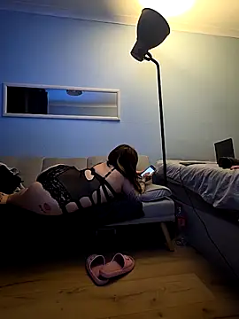 Snapshot of vanillachocduo chatting on 03.05.25 vanillachocduo online show from 03.05.25