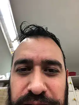 Snapshot of leonardohot1987 chatting on 01.28.25 leonardohot1987 online show from 01.28.25