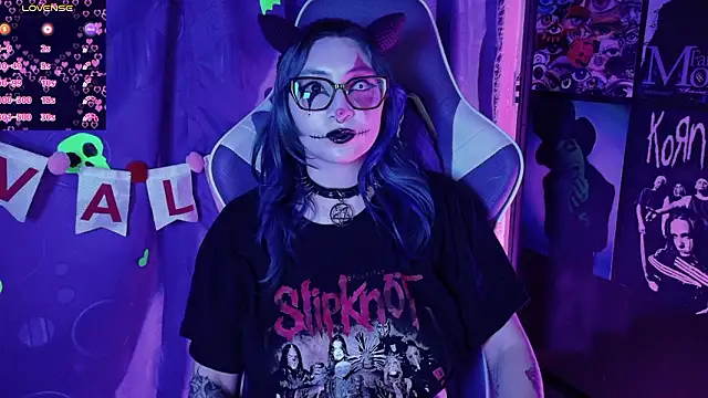 Kimlennox  online show from 02.18.26