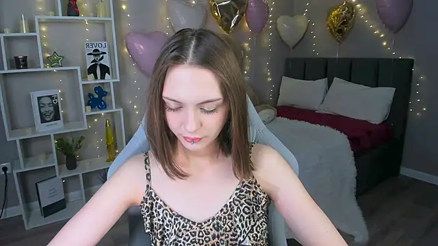 Snapshot of JesssWalker chatting on 02.15.26 JesssWalker online show from 02.15.26