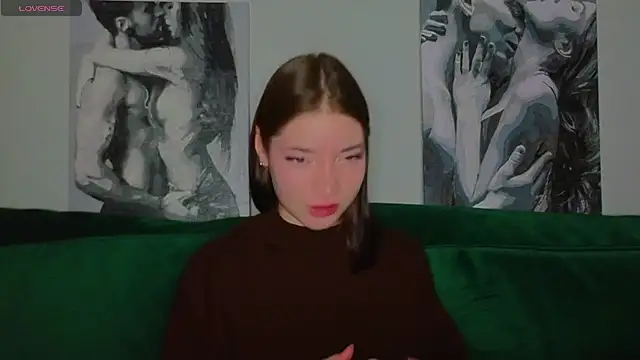 Snapshot of CassJonn chatting on 01.10.25 CassJonn online show from 01.10.25