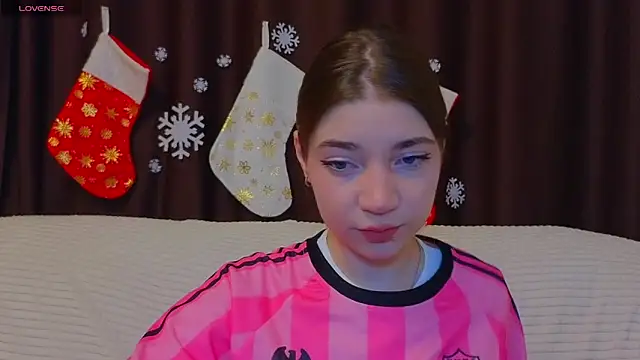 Snapshot of CassJonn chatting on 01.13.25 CassJonn online show from 01.13.25