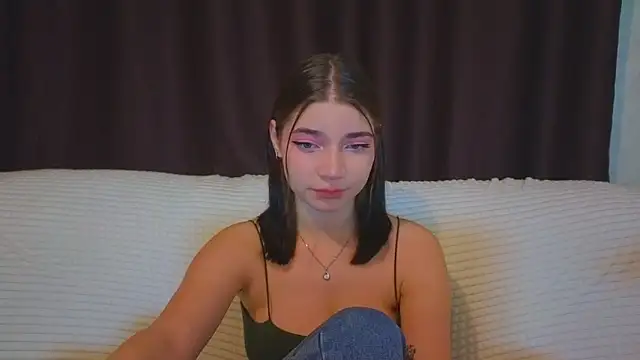 Snapshot of CassJonn chatting on 01.29.25 CassJonn online show from 01.29.25