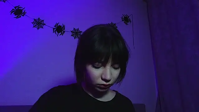 Snapshot of CassJonn chatting on 11.17.25 CassJonn online show from 11.17.25