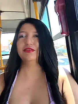 Snapshot of Melyy_Edii chatting on 04.22.26 Melyy Edii online show from 04.22.26