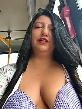 Snapshot of Melyy_Edii chatting on 05.31.26 Melyy Edii online show from 05.31.26