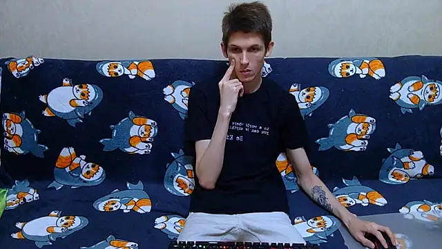 Snapshot of Lester_Broo chatting on 06.23.26 Lester Broo online show from 06.23.26
