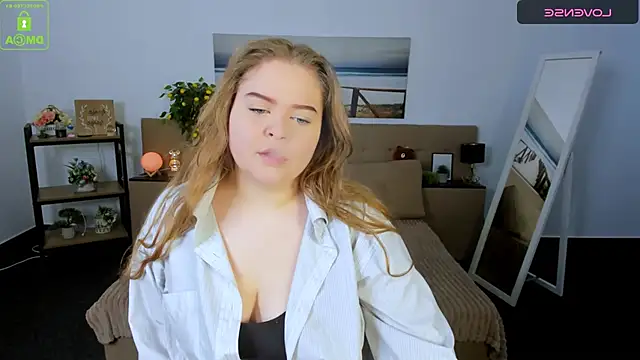 Erica  Alta online show from 02.24.25