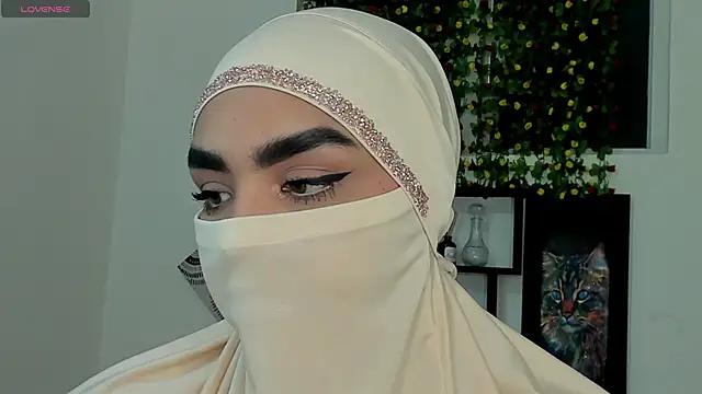 Maissa Alabi online show from 12.04.25