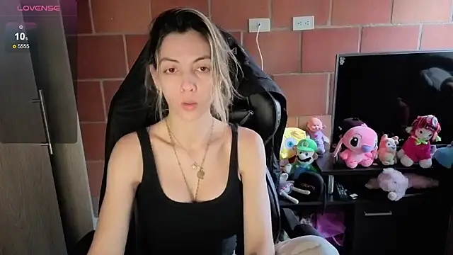 Princezzlove3 online show from 10.11.25