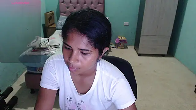 Snapshot of july-feria chatting on 03.19.26 july-feria online show from 03.19.26