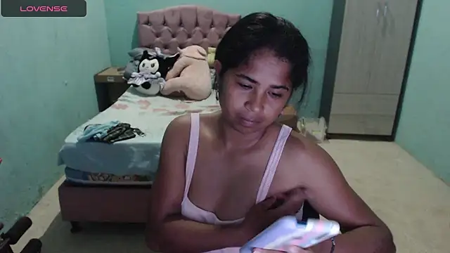 Snapshot of july-feria chatting on 04.08.26 july-feria online show from 04.08.26