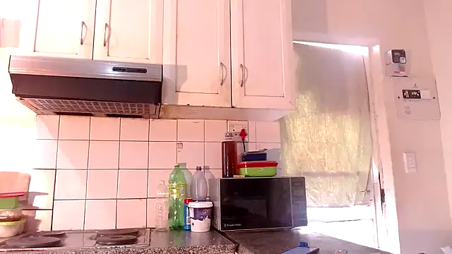 omalicha98 online show from 09.13.25