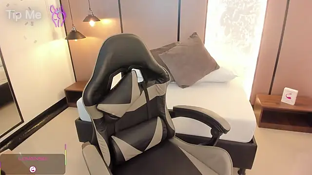 lilly ass  online show from 10.08.25