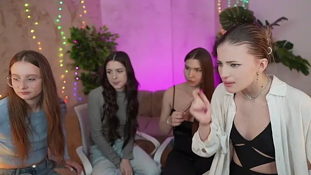 Snapshot of Dastia_sweetheart chatting on 03.18.25 Dastia sweetheart online show from 03.18.25