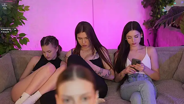 Snapshot of Dastia_sweetheart chatting on 03.20.25 Dastia sweetheart online show from 03.20.25