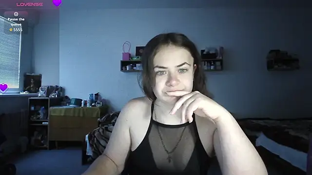 Snapshot of Your___Hope chatting on 11.12.25 Your Hope online show from 11.12.25