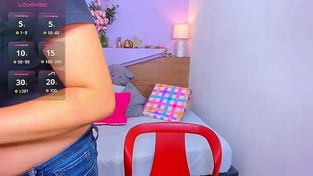 ScarletEmber3 online show from 02.27.25