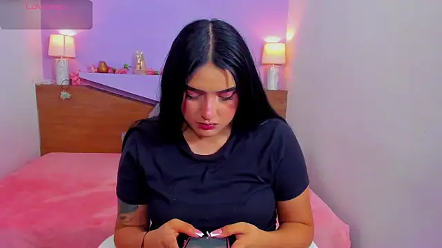 ScarletEmber3 online show from 03.22.25