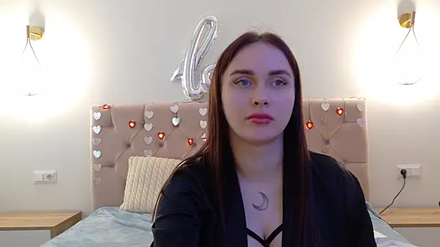 Lilliana Moon online show from 02.18.25