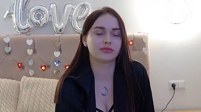 Lilliana Moon online show from 02.18.25