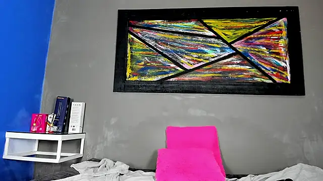 Charlotte curvy  online show from 04.01.26