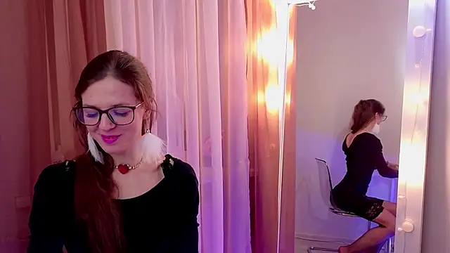 Snapshot of Iriss_Miller chatting on 01.27.25 Iriss Miller online show from 01.27.25