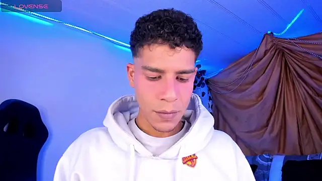 Ethan Boyy online show from 11.22.25