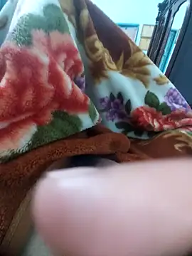 Snapshot of KisSsu chatting on 02.24.26 KisSsu online show from 02.24.26