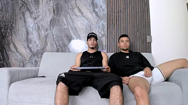 friendship x online show from 02.12.25