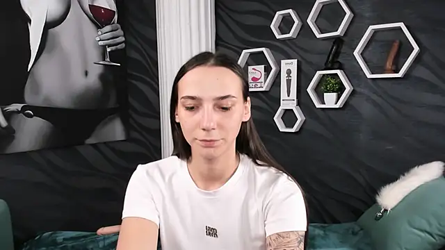 annabishop online show from 01.26.25