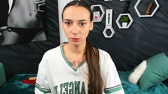 annabishop online show from 01.27.25