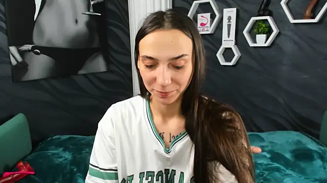 annabishop online show from 01.28.25