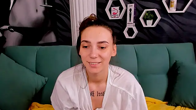 annabishop online show from 02.14.25