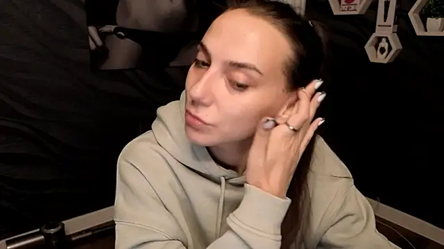 annabishop online show from 10.08.25