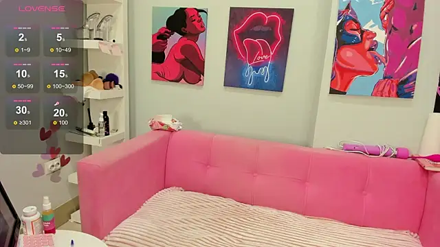 Brilly Lily online show from 10.04.25