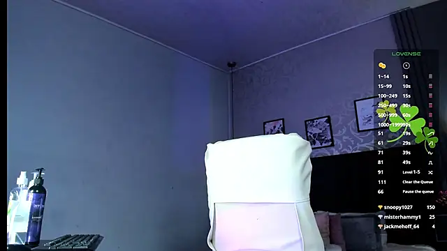 AtheneaRusell online show from 03.18.25