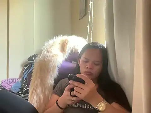 Snapshot of SophiaCourthaway chatting on 06.18.26 SophiaCourthaway online show from 06.18.26