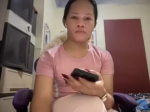 Snapshot of SophiaCourthaway chatting on 07.23.26 SophiaCourthaway online show from 07.23.26