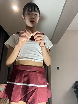 Snapshot of TOP_ping chatting on 11.28.25 TOP ping online show from 11.28.25