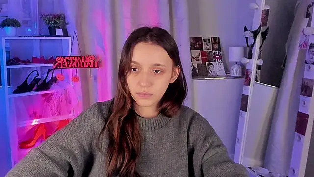 Sahara Shields online show from 10.24.25