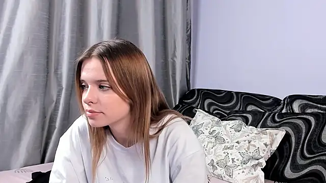 MonaClive online show from 01.23.25