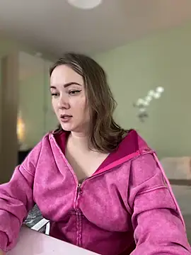 Snapshot of Kiss_My_Body chatting on 02.18.25 Kiss My Body online show from 02.18.25