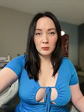 Kiss My Body online show from 02.13.26