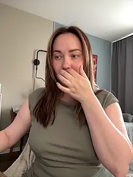Kiss My Body online show from 05.19.26